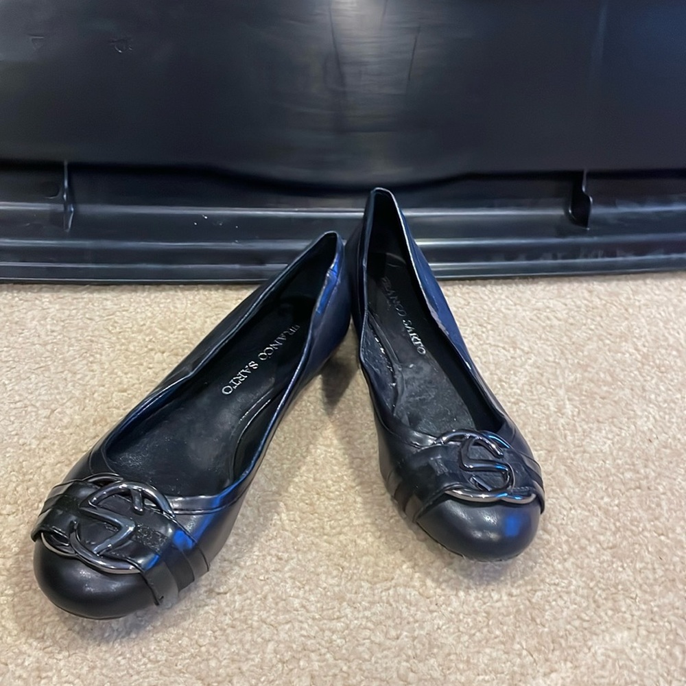 Franco Sarto black flats